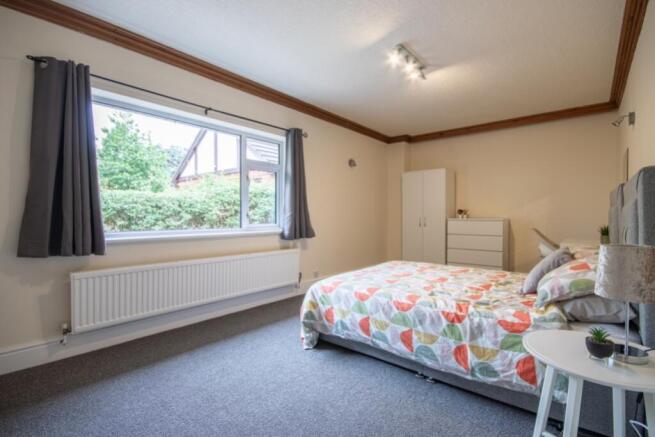 Lrg_Room 3 180A Derby Road, Beeston Lrg_Lrg_HMO 6 