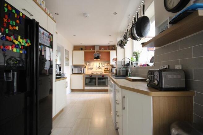 Kitchen/Dining Room
