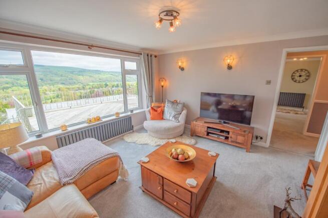 3 bed Detached for sale Image 10