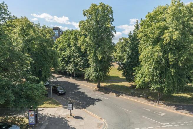 1 bed Flat to rent Image 11