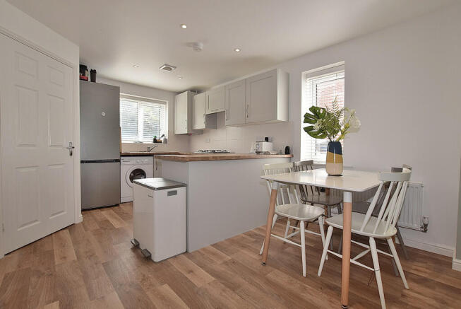 dining to kitchen...