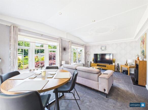 1 bed Park Home for sale Image 6