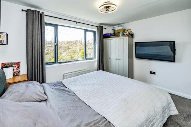 2 bed Bungalow for sale Image 11