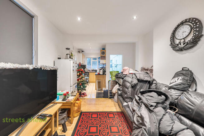 2d922b0c-ef5c-40d...