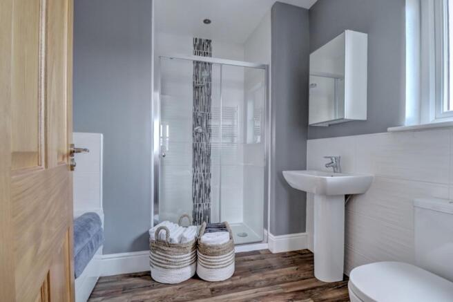 Ensuite