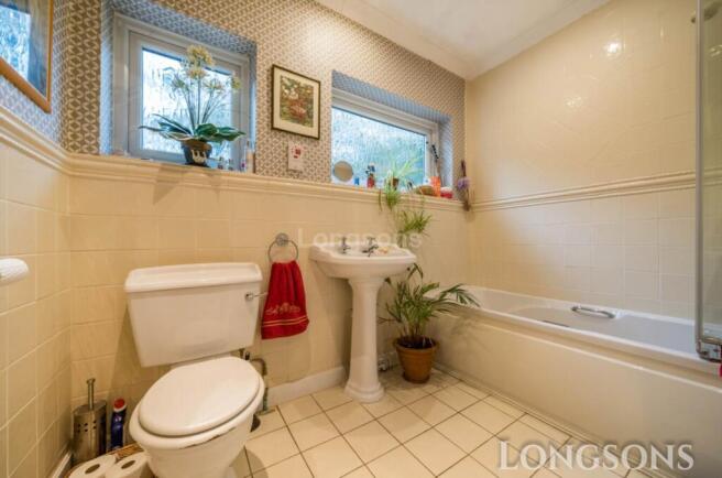 Photo 10