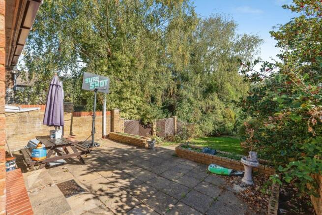Bath Road, Southampton, Hampshire, SO19 photo 2