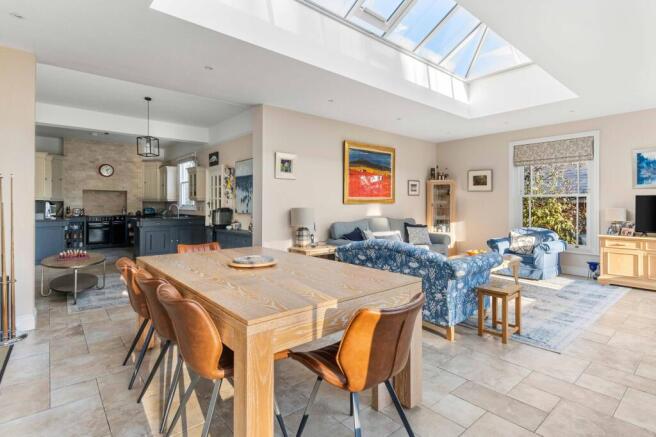 Breakfast/Family Room