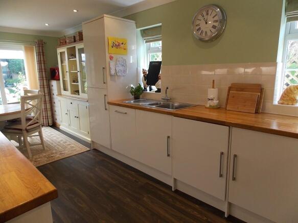 Kitchen/breakfast rm