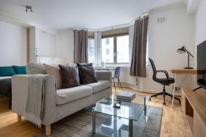 103, 2 Marlyn Lodge, Portsoken Street, London E1 8RB