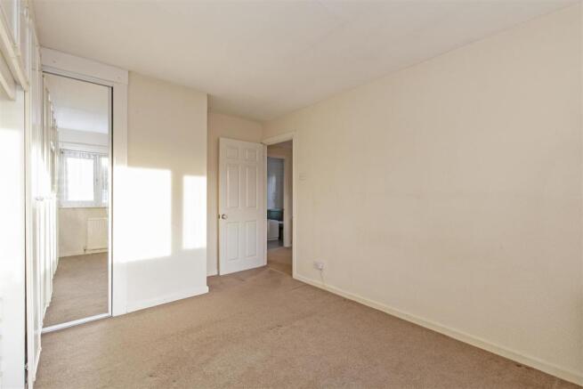 Bedroom 1-3.jpg
