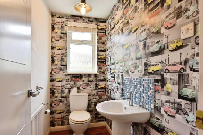 3 bed Bungalow for sale Image 12