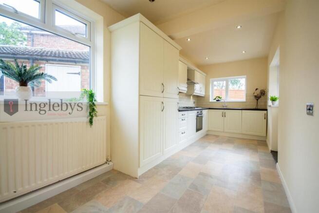 3 bed House for sale Image 9