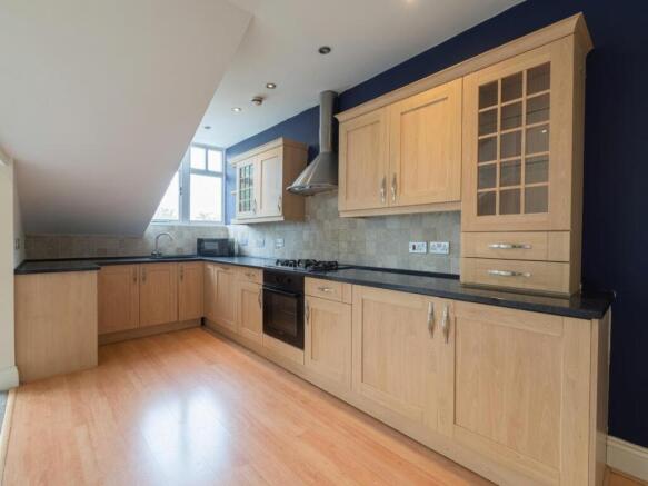 2 bed Apartment for sale Image 11