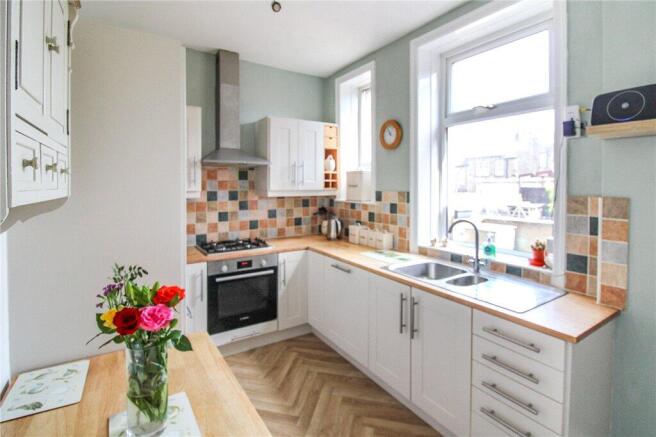 3 bed Terraced for sale Image 5