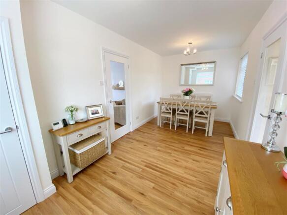 Dining Room 2.jpg