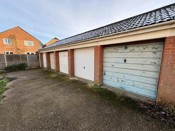 garage in block.jpg