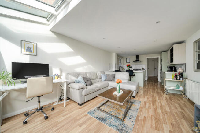 1428824-10-69b288...