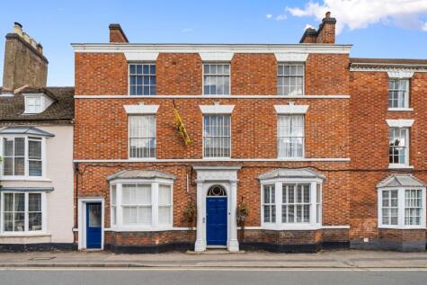 Bridge Street, Gore House, WR10
