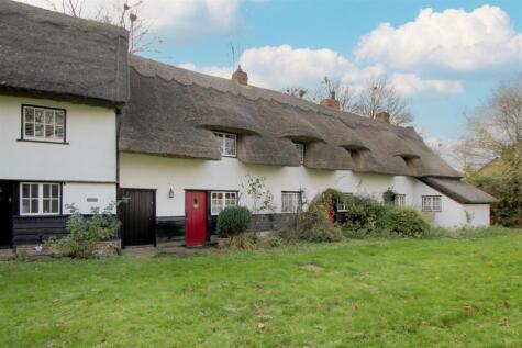 Home Close, Cottered