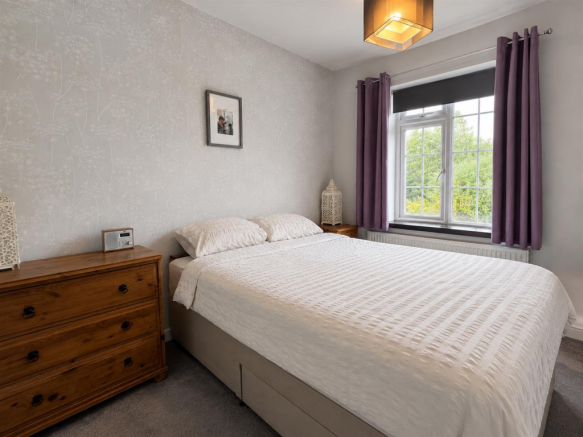 2 bed Semi-Detached for sale Image 9