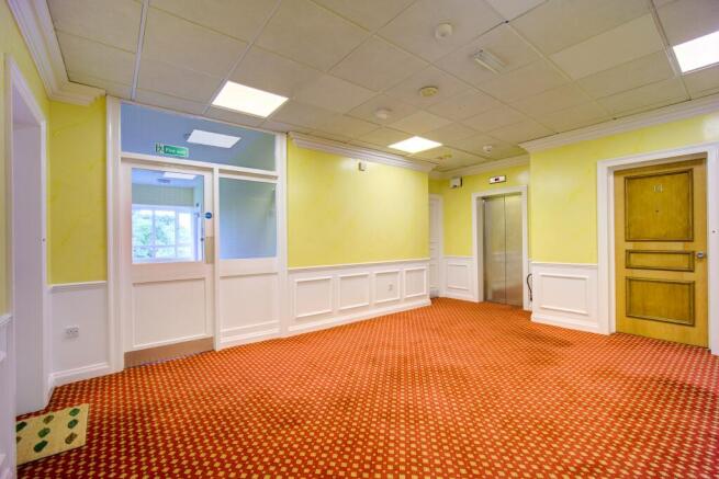Entrance Hall (2)