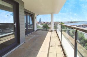 Flat 53, Sapphire Court, Ocean Way, Southampton SO14 3JW