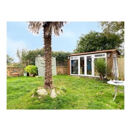 Garden b2.jpg