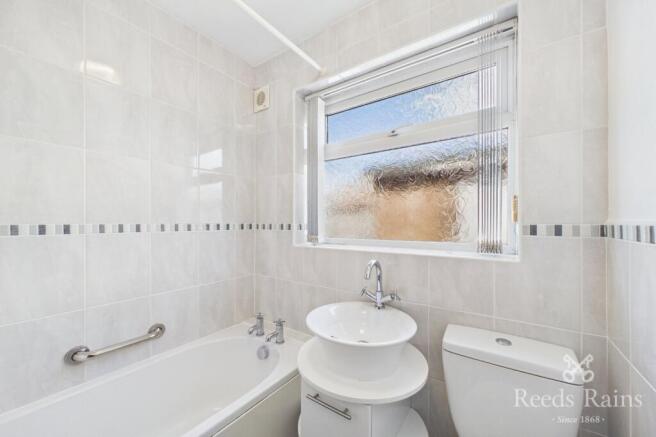 2 bed Bungalow to rent Image 5