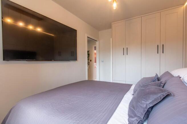 3 bed Terraced for sale Image 7