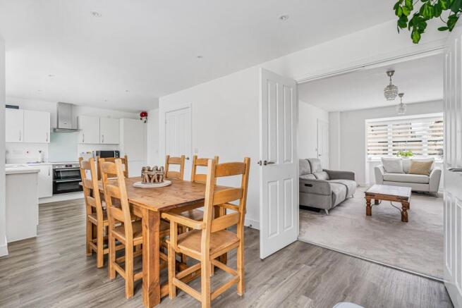 KITCHEN / DINING / SITTING ROOM