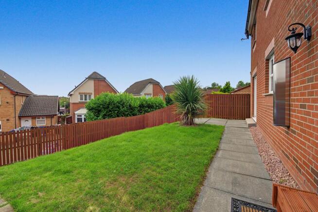 36 Nursery Drive, Kilwinning, KA13 6EL photo 4
