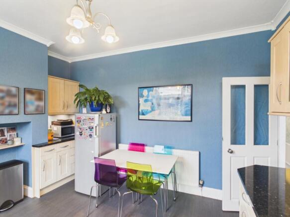 2 bed Terraced for sale Image 9