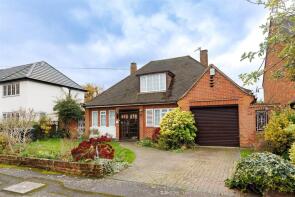 11, Highfield Place, Epping CM16 4DB
