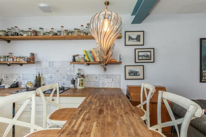 Sitting Room/Kitchen