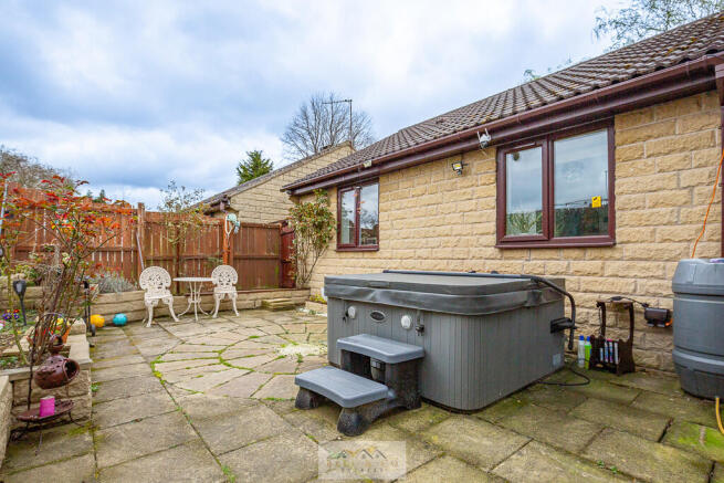 Back garden 1.2