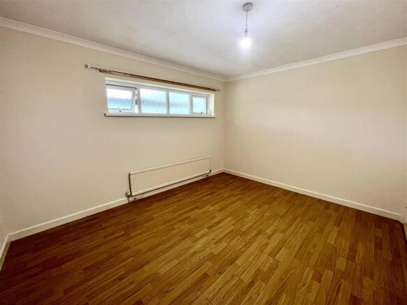 STUDY/BEDROOM 4