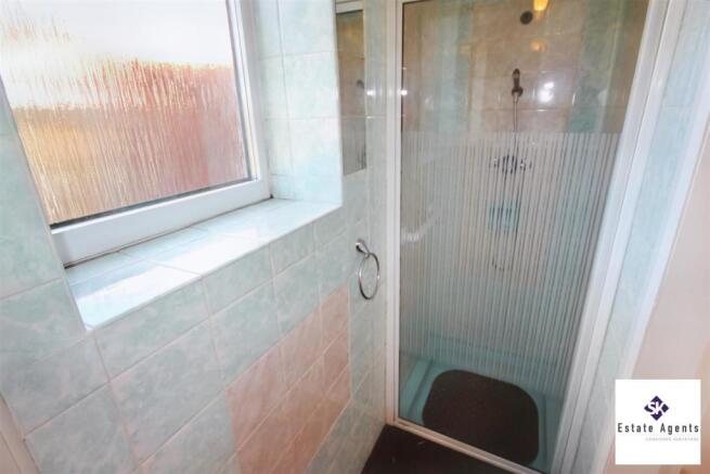 Downstairs WC / Shower Room