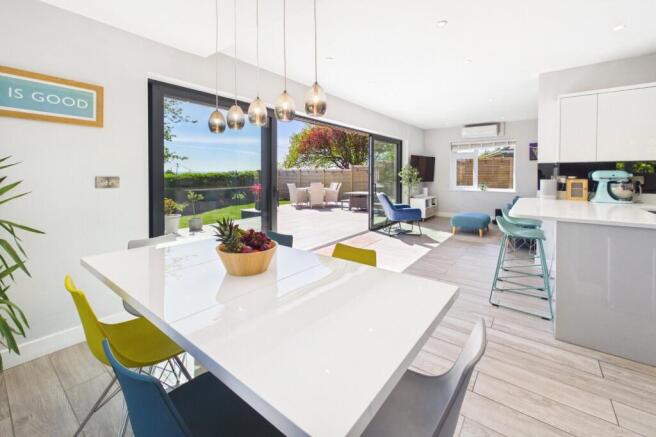 Kitchen/Living Area