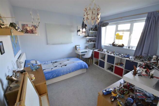 Photo 11