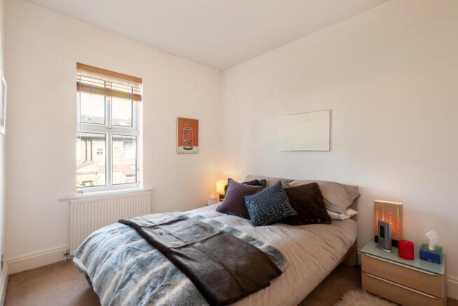2 bed Terraced for sale Image 8