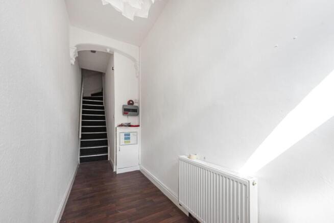 4 bed Terraced for sale Image 8