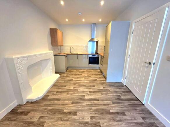 1 bed Flat to rent Image 5
