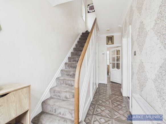 3 bed Semi-Detached for sale Image 10