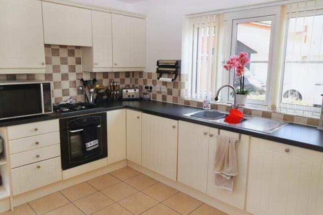 CLACTON ROAD
