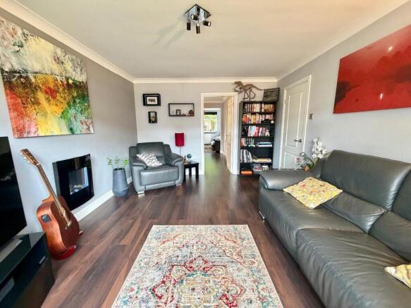 3 bed Detached for sale Image 8