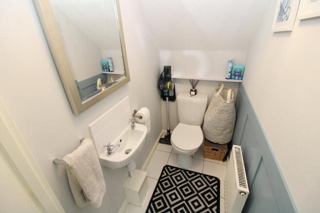 3 bed Semi-Detached for sale Image 7