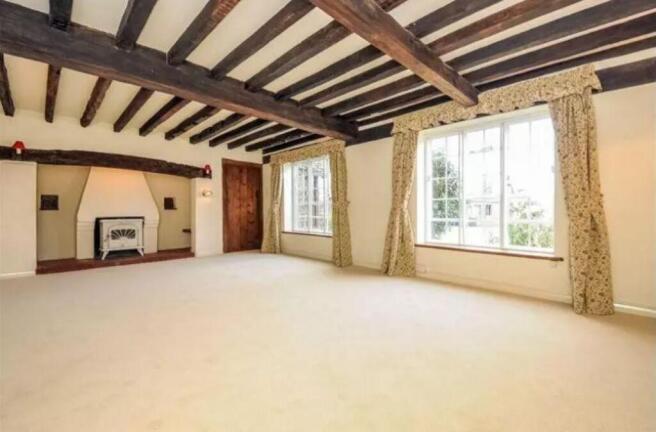 Knowle Lane, Cranleigh photo 4