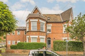 Second Floor Flat, 15a, Brunswick Road, Kingston Upon Thames KT2 6SB