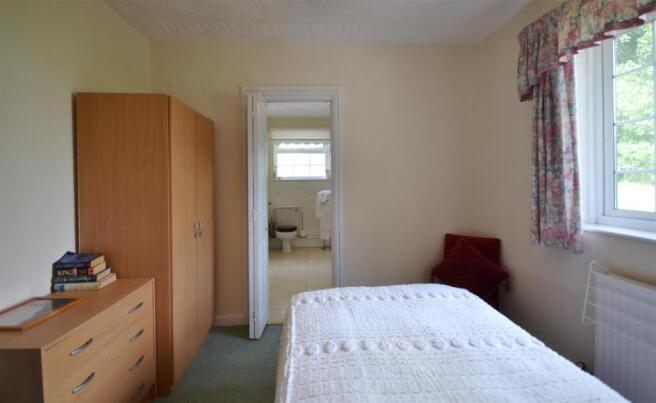 Annex Bedroom 2.jpg